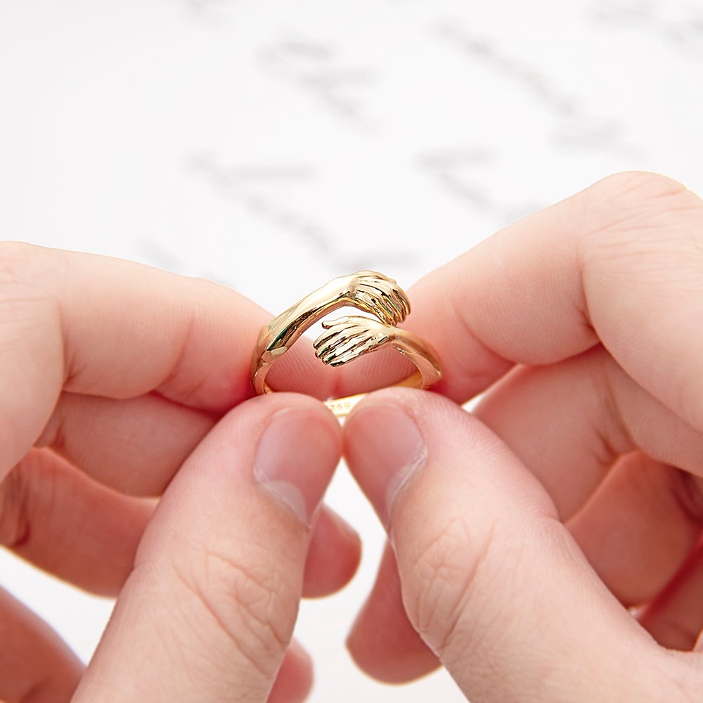 2023 New-Couple Hug Ring Romantic Gift